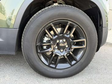 Land Rover Defender 110 D250 — photo 10