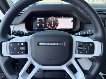 Land Rover Defender 90 D200 — photo 11