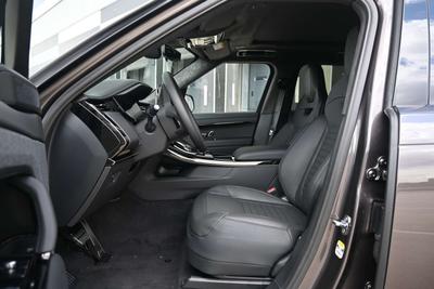 Land Rover Range Rover Sport P550e