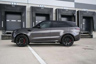 Land Rover Range Rover Sport P550e — photo 8