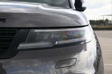 Land Rover Range Rover Sport P550e — photo 11