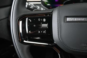 Land Rover Range Rover Sport P550e — photo 18