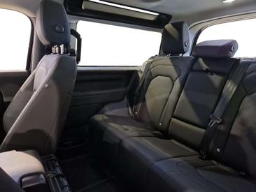 Land Rover Defender 90 D250 — photo 16