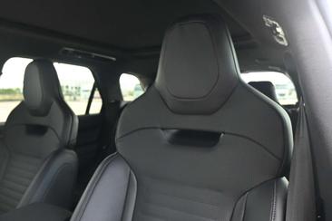 Land Rover Range Rover Sport P550e — photo 40