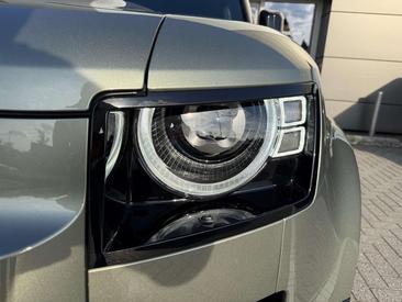 Land Rover Defender 110 P300e — photo 27