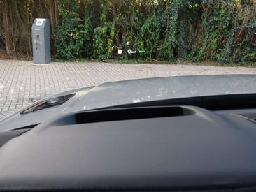 Land Rover Range Rover Sport P460e — photo 12