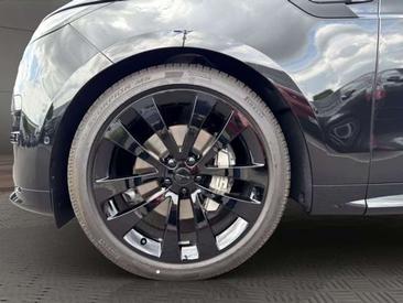 Land Rover Range Rover Sport D300 — photo 11