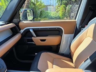 Land Rover Defender 90 D200 — photo 6