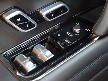 Land Rover Range Rover Sport P460e — photo 19