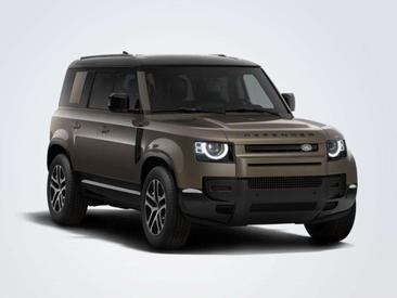 Land Rover Defender 110 D300 — photo 7