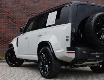 Land Rover Defender P635 — photo 7