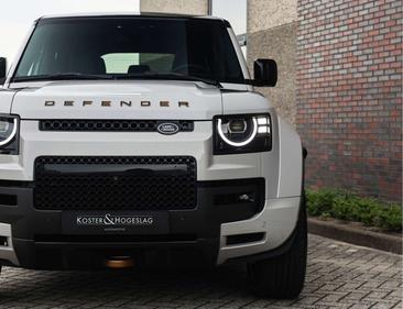 Land Rover Defender P635 — photo 12