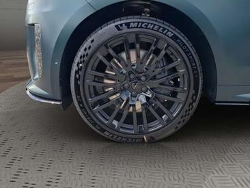 Land Rover Range Rover Sport SV — photo 7