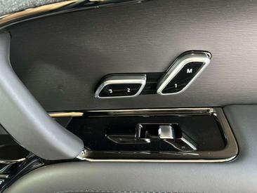 Land Rover Range Rover Sport P460e — photo 11