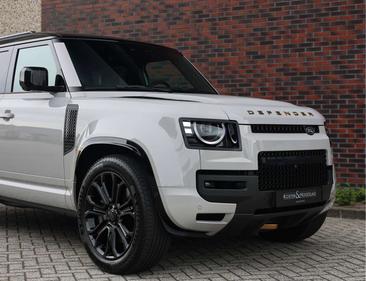 Land Rover Defender P635 — photo 18