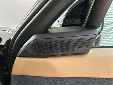 Land Rover Range Rover Sport P460e — photo 12