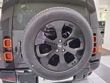 Land Rover Defender 110 D200 — photo 40