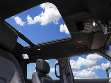 Land Rover Defender 110 D300 — photo 9