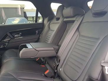 Land Rover Range Rover Sport SV — photo 13