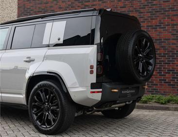 Land Rover Defender P635 — photo 20