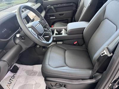 Land Rover Defender 110 D200