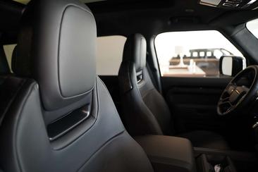 Land Rover Defender 110 P635 — photo 5