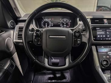 Land Rover Range Rover Sport D250 — photo 16