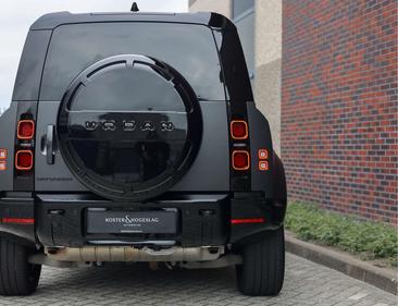 Land Rover Defender 110 P300e — photo 14