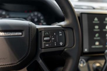 Land Rover Defender 110 P300e — photo 44