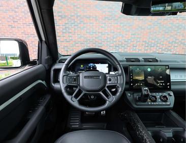 Land Rover Defender P635 — photo 34