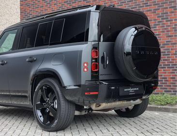 Land Rover Defender 110 P300e — photo 20