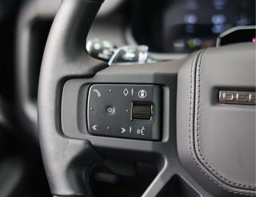 Land Rover Defender P635 — photo 35