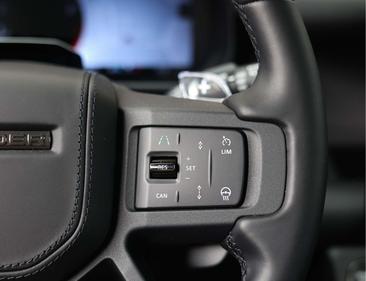 Land Rover Defender P635 — photo 36