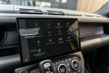 Land Rover Defender 110 P300e — photo 50