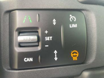 Land Rover Defender 110 D350 — photo 16
