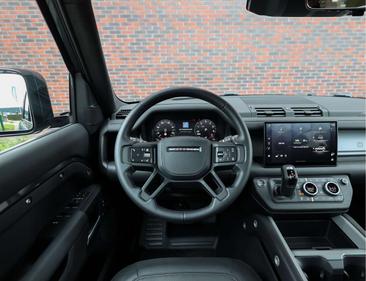 Land Rover Defender 110 P300e — photo 33