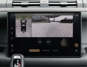 Land Rover Defender 110 P300e — photo 42