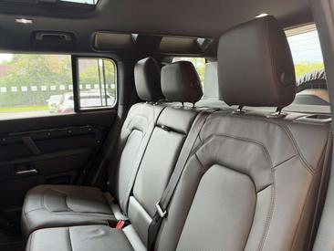 Land Rover Defender V8 P425 — photo 14