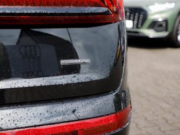 Audi Q7 50 TDI Quattro — photo 13