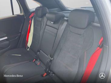 Mercedes GLA 35 4MATIC — photo 13