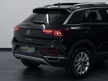 Volkswagen T-Roc 1.5 TSI — photo 12