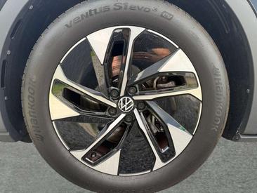 Volkswagen ID.5 Coupé SUV Pro Performance — photo 9