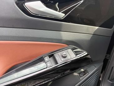 Volkswagen ID.5 Coupé SUV Pro Performance — photo 17