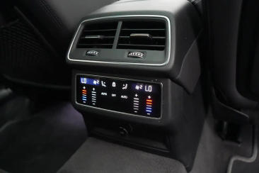 Audi A6 S Line 40 TDI — photo 21