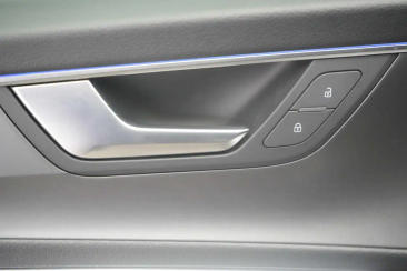 Audi A6 S Line 40 TDI — photo 29