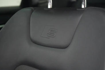 Audi A6 S Line 40 TDI — photo 25