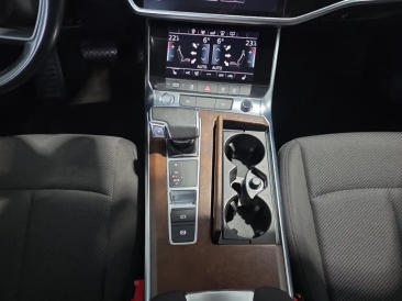 Audi A6 Avant 45 TDI — photo 13