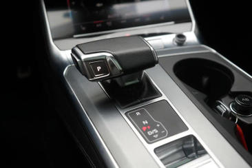 Audi A6 S Line 40 TDI — photo 44