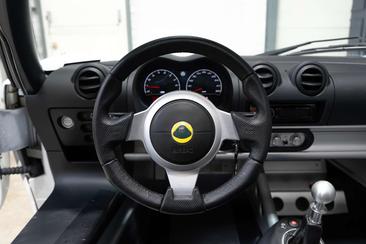 Lotus Elise Roadster S — photo 11