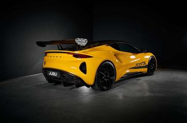 Lotus Emira V6 — photo 6